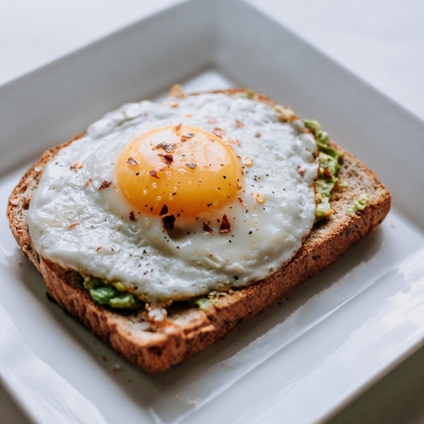 Beyaz Peynirli Tost (Beyaz Peynir, Domates)